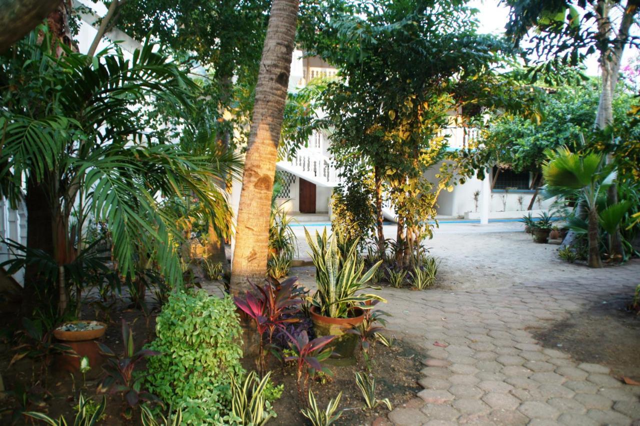 Hotel Villa Nirvana Пі-де-ла-Куеста Номер фото