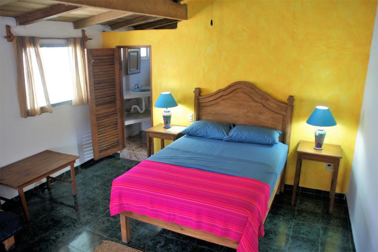 Hotel Villa Nirvana Пі-де-ла-Куеста Номер фото