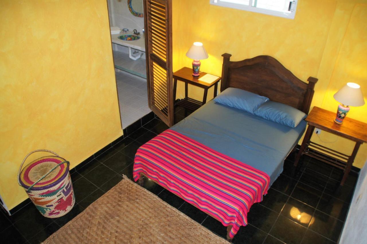 Hotel Villa Nirvana Пі-де-ла-Куеста Номер фото